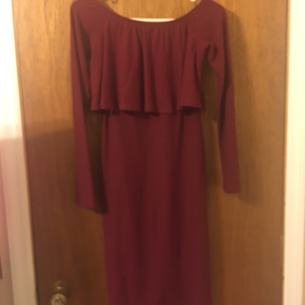 Red bodycon dress